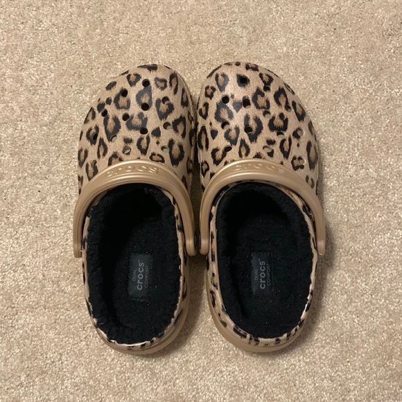 cheetah print fuzzy crocs